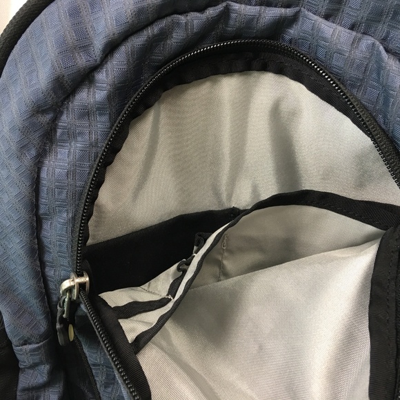 Patagonia Gray Backpack Shoulder Messenger Travel - Picture 3 of 7